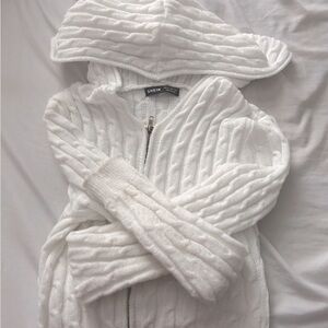 white zip up sweater